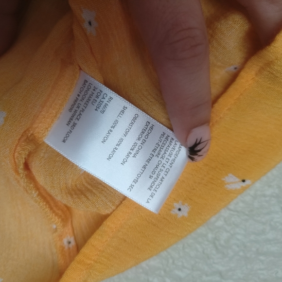 Urban Outfitters yellow women's short jumpsuit with flowers size xs-tp and tiere - Picture 12 of 13